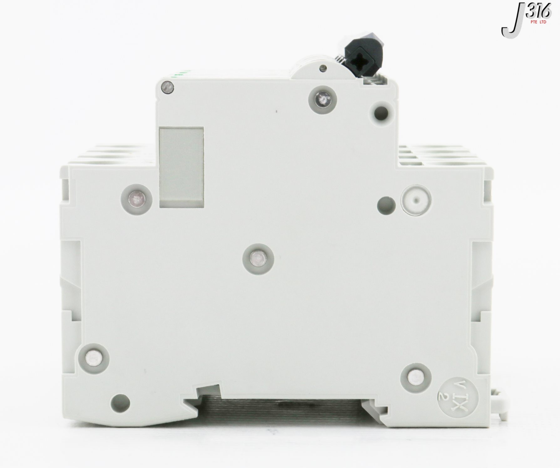オーダー 31905 SCHNEIDER ELECTRIC MINIATURE CIRCUIT BREAKER, 32A, 4POLE
